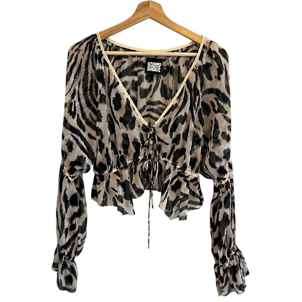 Reclaimed Vintage Womens Y2K Animal Print Crop Top Sz 8 Tie Front Boho Mob Wife